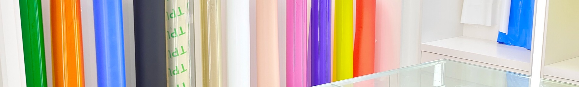 GreenTPU が製造する TPU フィルムロールと TPU ホットメルト接着フィルムロールは、安定した品質と強力な接着性能を備えています。